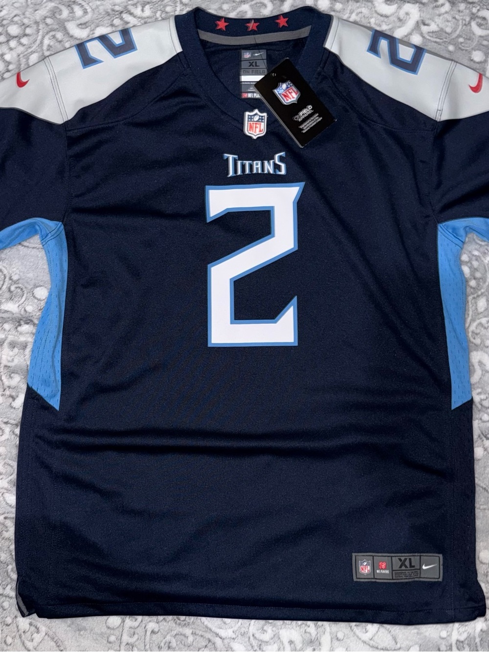 🏈 Tennessee Titans Julio Jones #2 Nike On Field Jersey – Youth XL – NWT